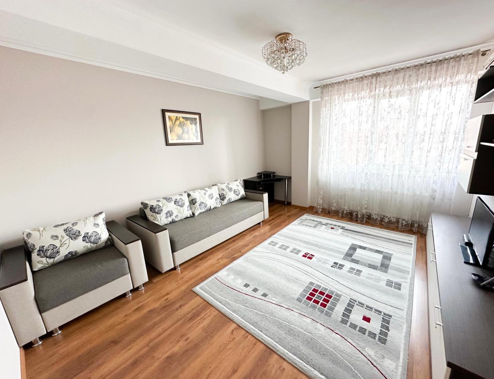 Bright & Quiet 2Room Apartment In City Center คีชีเนา ภายนอก รูปภาพ
